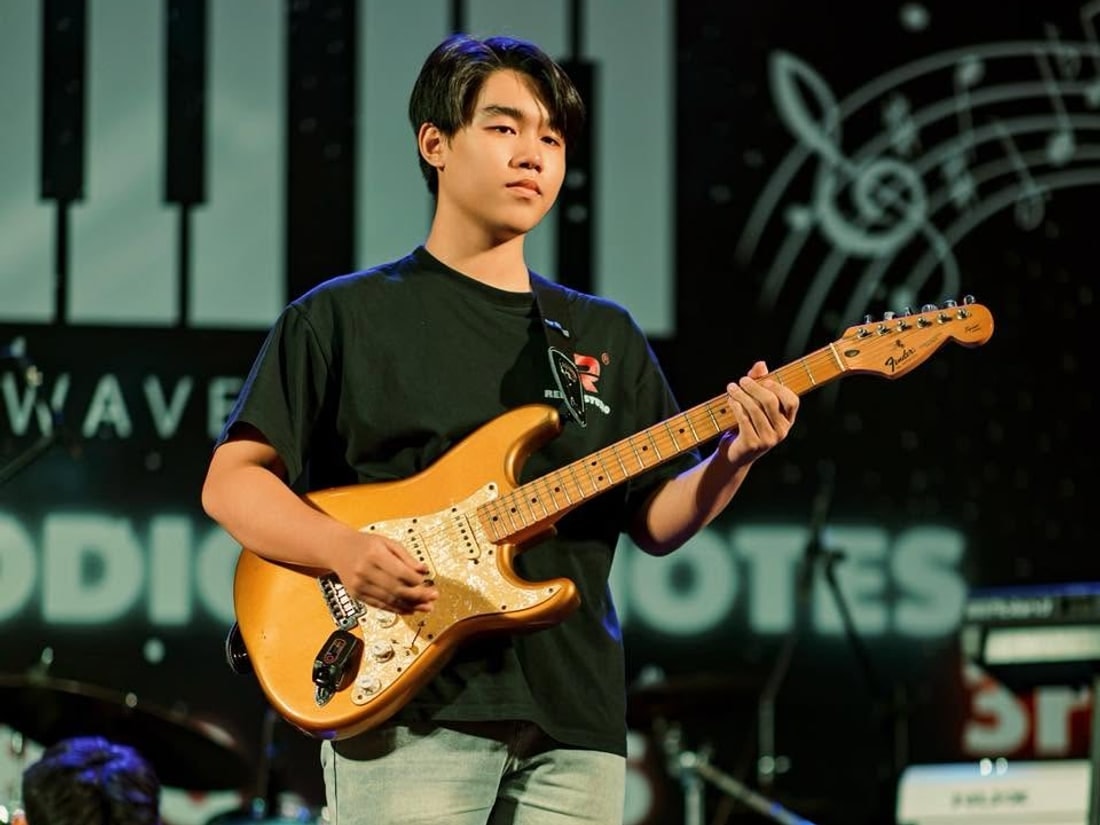 Guitar tại Wave Music