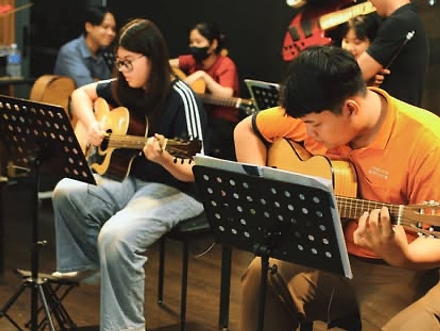 Guitar tại Wave Music